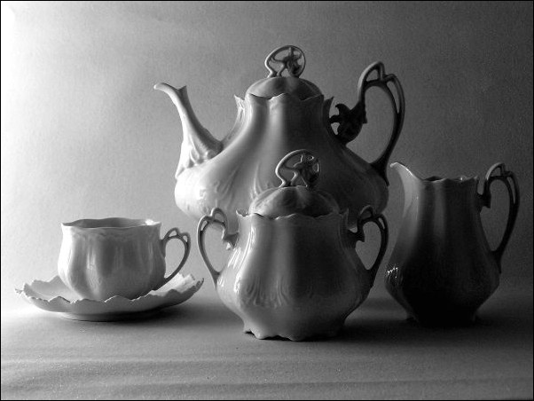 W0000CR30491 tea service.JPG